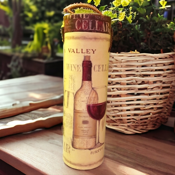 Vtg 2004 Chardonnay Tube/Cylinder/Wine Gift Box - Picture 1 of 14